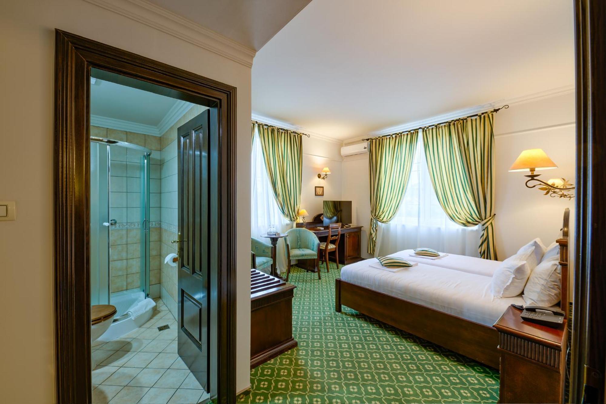 Hotel Classico Timisoara Exterior photo